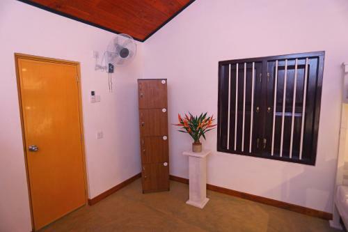Old Parkland Hostel