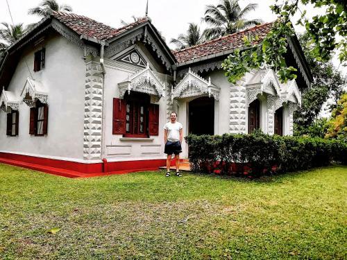 Old Parkland Hostel