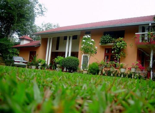 Hotel Estancia - Modern Bungalow In Kandy