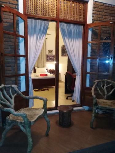 Roches 'cozy Corner'