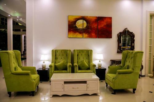 Hotel The Covanro - Katunayake