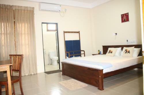 Hotel Under Water Safaris And Resort