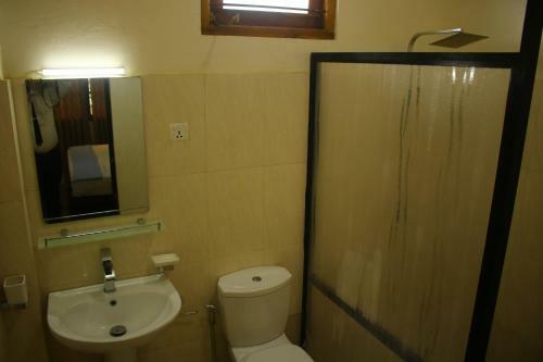 Hotel Under Water Safaris And Resort