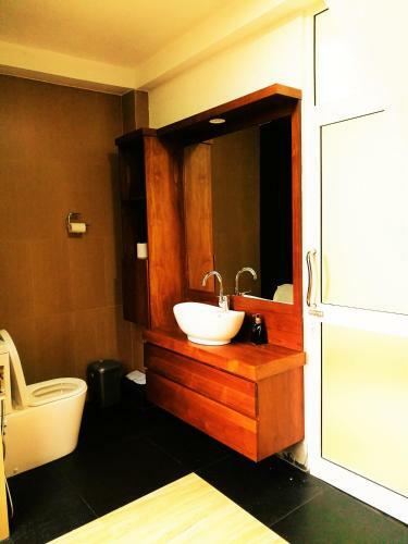 Villa Oak Residencies