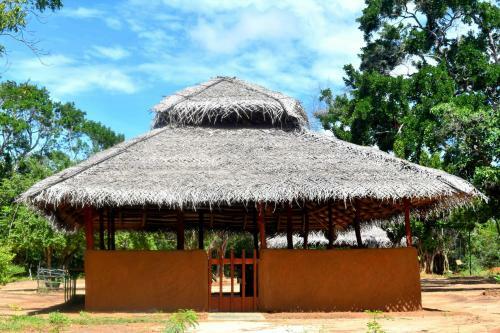Rivosen Camp Yala Safari