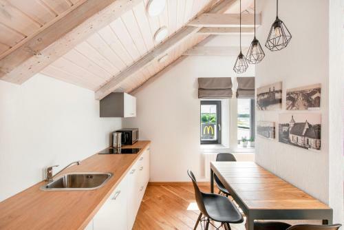 Piano Apartments