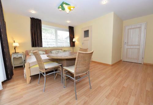 Apartamento Nakvyn? Pas Rom?
