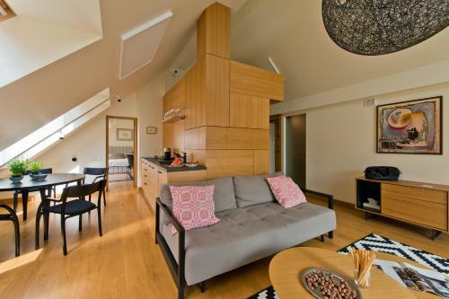 Visit Nida Apartments