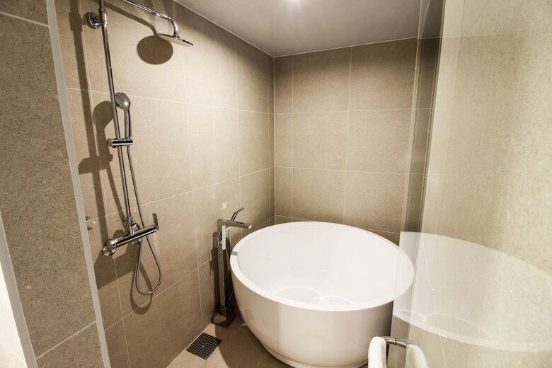 Golden Tulip Ever Yongin Hotel
