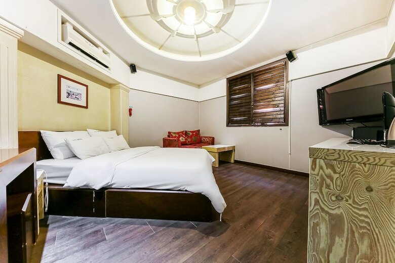 Motel Hotel Rooky