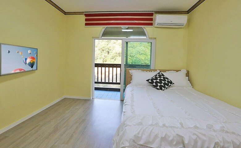 Haena Pension