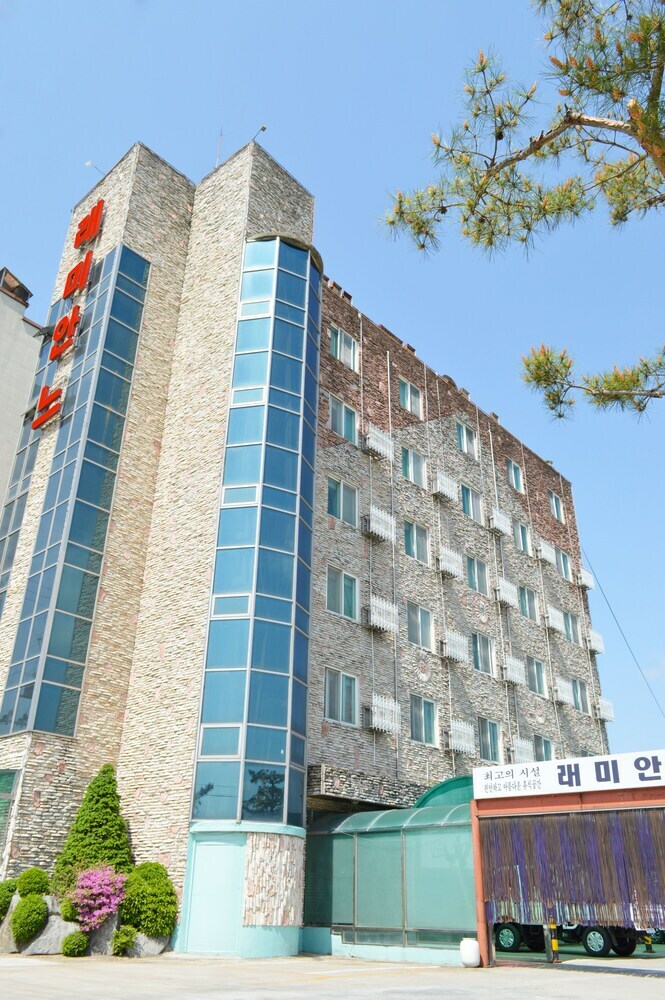 Motel Raemian