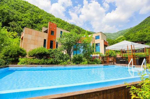 Penatess Pool Villa