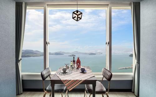 Yeosu Blooming Pension