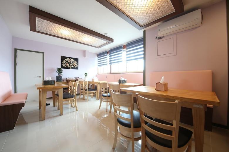 Songtan Nyx Fox Hotel