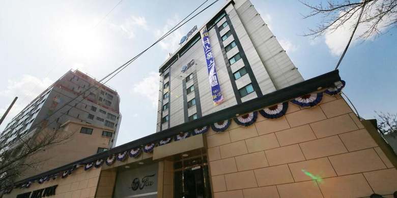 Songtan Nyx Fox Hotel