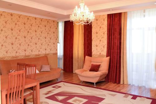 Apartments On Bukhar Zhirau 30