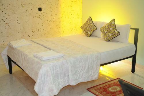 Hotel Ruwanara Royal Majestry