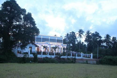 Hotel Ruwanara Royal Majestry