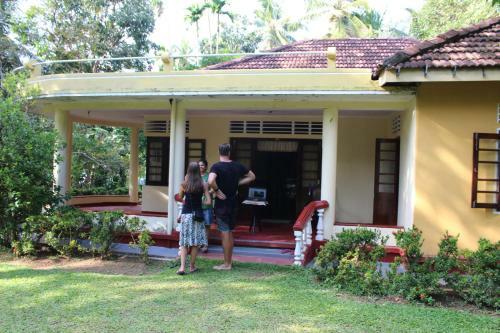Hostal Abberny Villa