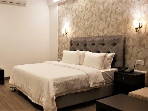 Hotel Green Court