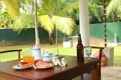 Hostal White Villa Koggala