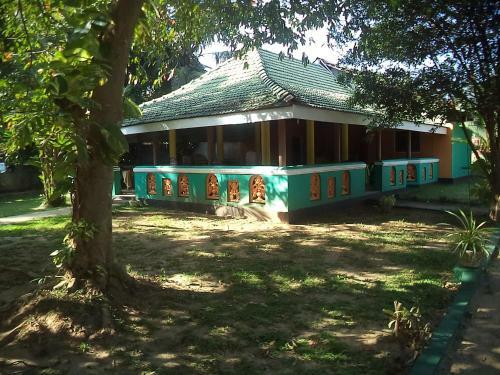 Hotel Tharindu Guest House