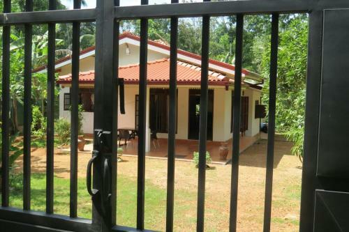 Hotel Three-bedroom Villa