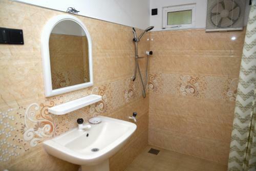 Hostal Tulip Guest Inn