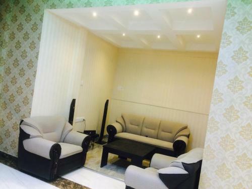 Sithumina City Hotel