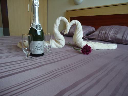 Tanagra Hotel