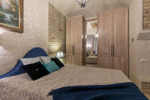 Old Town Apartment