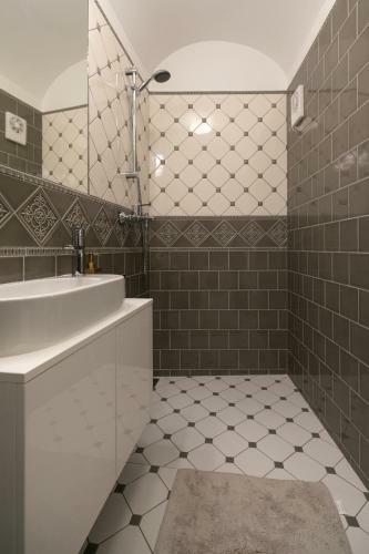 Old Town Apartment