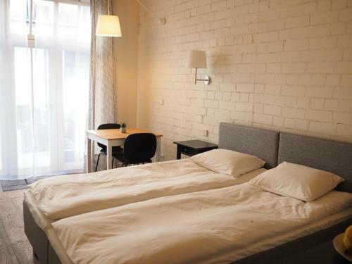 Garden Hill Apartments
