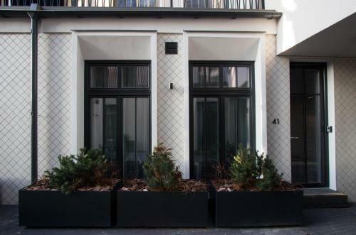 Garden Hill Apartments