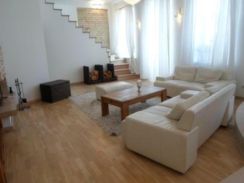 Old Town Luxury Apartment