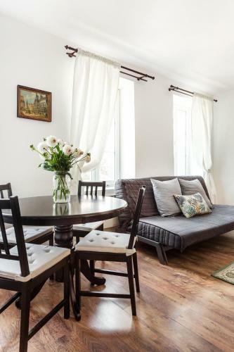 Authentic Vokieciu Old Town Apartment
