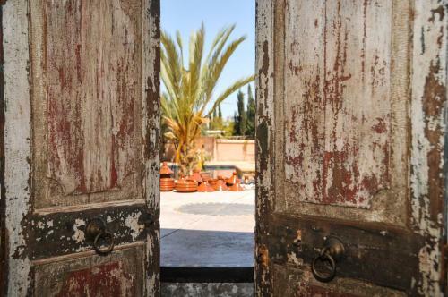 Hostal Le Chant Des Oliviers