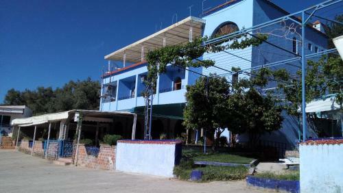 Touraghine Hotel & Cafe
