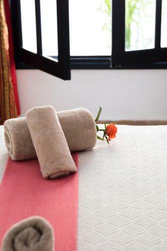 Hostal Riad Dar Awil
