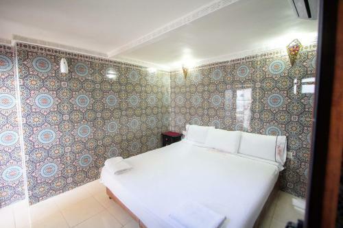 Hostel Amir