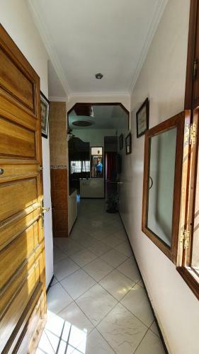 Hind Apartment
