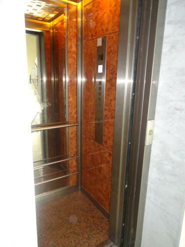 Thomas Palace Apartments