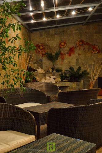 Hotel Avis