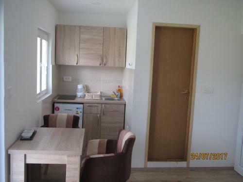Apartamento Guest House Baranin Pitomine
