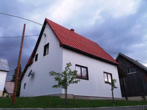 Villa Rent A House - "laki"