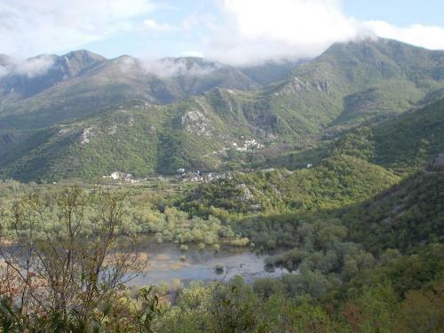 Hostal Guesthouse Feel Lake