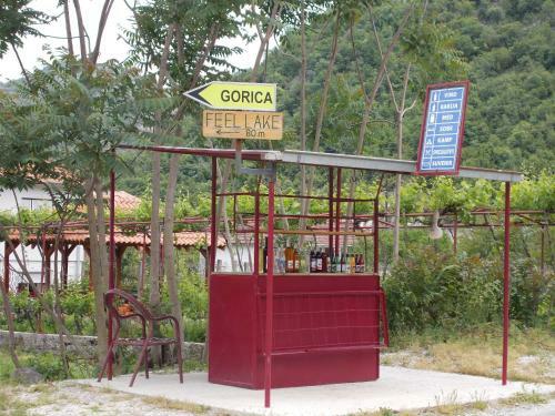 Hostal Guesthouse Feel Lake