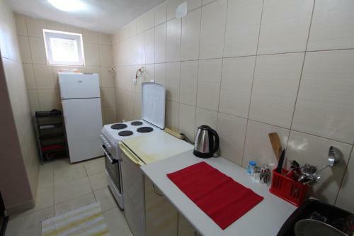 Apartamento 3bd Marovici 180' View Apt