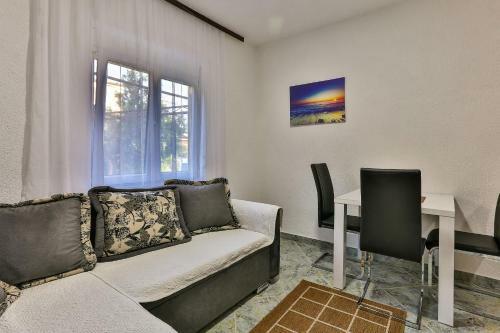 Apartamento Sanisbazeni